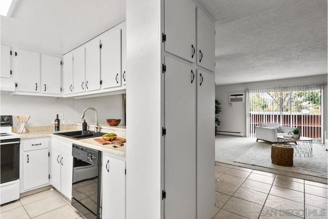 8761 Lake Murray 9, San Diego, CA 92119