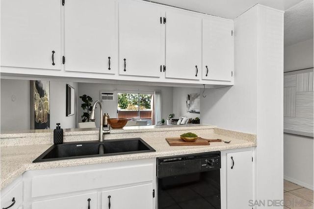 8761 Lake Murray 9, San Diego, CA 92119