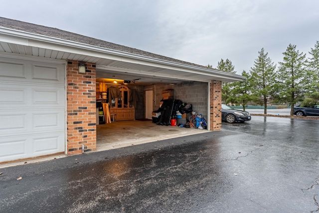 15505 Cicero Avenue 2C, Oak Forest, IL 60452