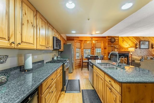 15505 Cicero Avenue 2C, Oak Forest, IL 60452