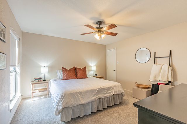 18 Crosslands Road, Benbrook, TX 76132