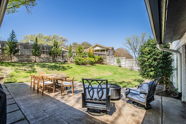 18 Crosslands Road, Benbrook, TX 76132