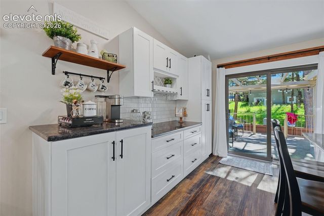 990 Bend In The Trail Road, Monument, CO 80132