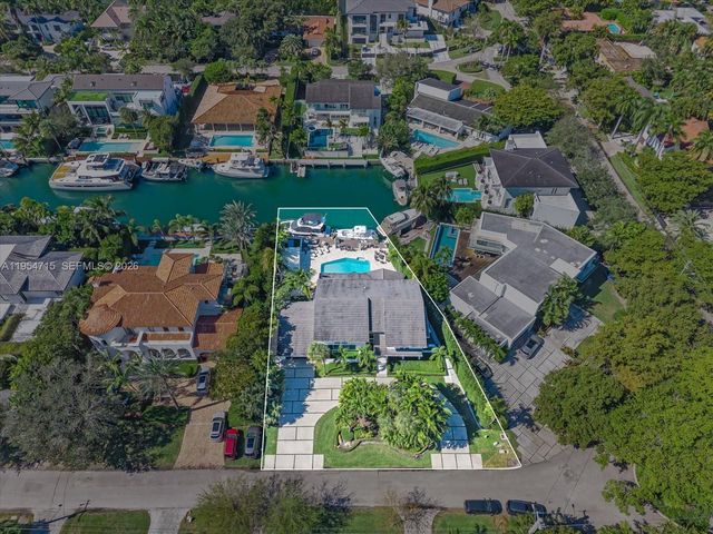 6832 Sunrise Ct, Coral Gables, FL 33133