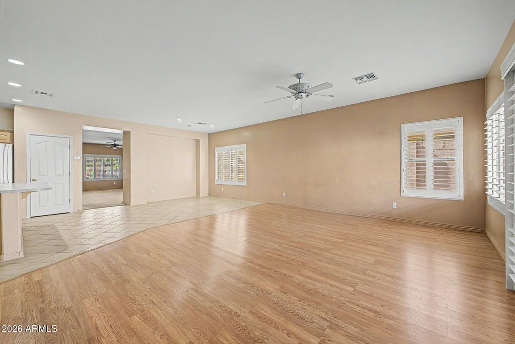 Image 40 of property listing at 3369 N 129TH Drive, Avondale, AZ 85392