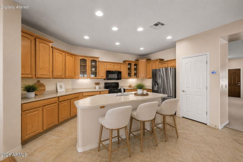 Image 8 of property listing at 3369 N 129TH Drive, Avondale, AZ 85392
