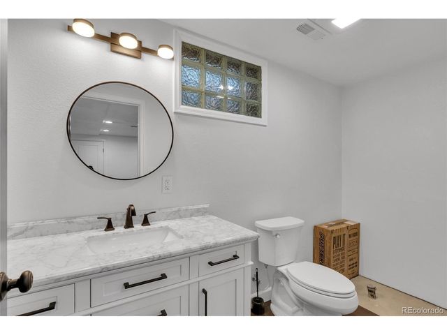 7873 W Friend Dr, Littleton, CO 80128