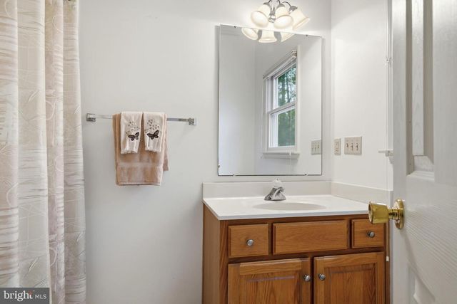 32930 OYSTER BANK TER, Easton, MD 21601