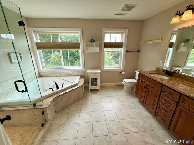 46 Hoseye Coach Road, Newtown, CT 06470