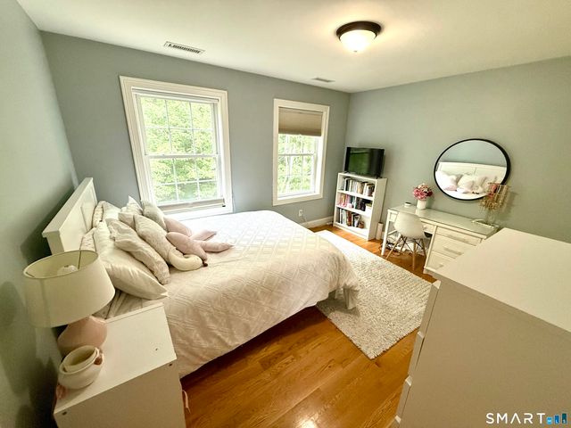 46 Hoseye Coach Road, Newtown, CT 06470