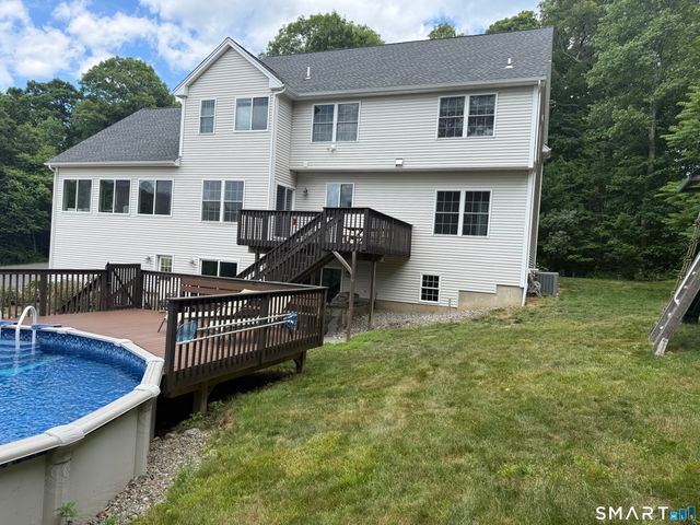46 Hoseye Coach Road, Newtown, CT 06470