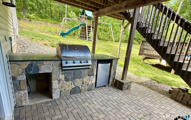 46 Hoseye Coach Road, Newtown, CT 06470