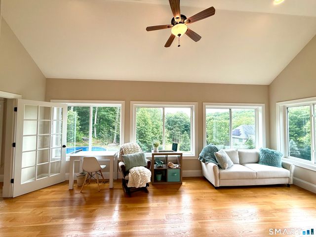 46 Hoseye Coach Road, Newtown, CT 06470