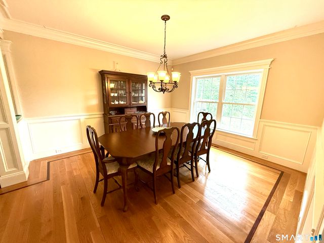 46 Hoseye Coach Road, Newtown, CT 06470