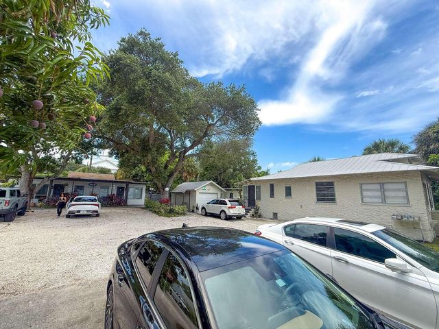 131 S FEDERAL Highway, Lake Worth Beach, FL 33460