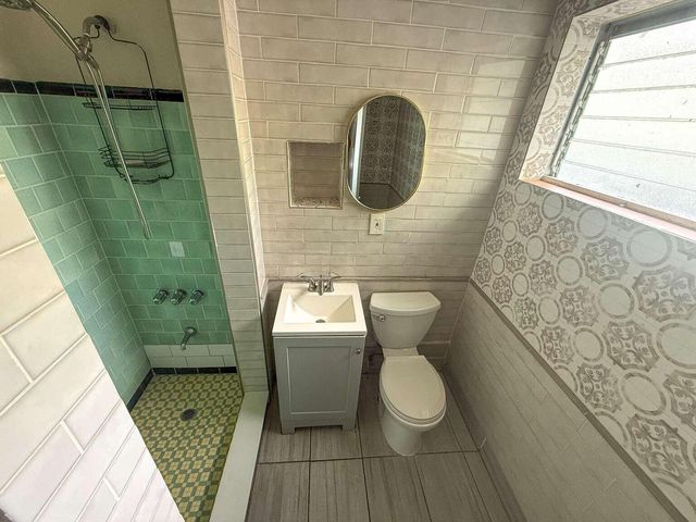 131 S FEDERAL Highway, Lake Worth Beach, FL 33460