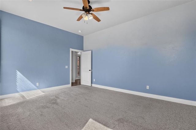 3204 Valley Brook, Norman, OK 73071