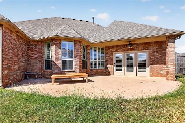 3204 Valley Brook, Norman, OK 73071