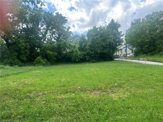 2408 N Allis Street, Kansas City, KS 66101