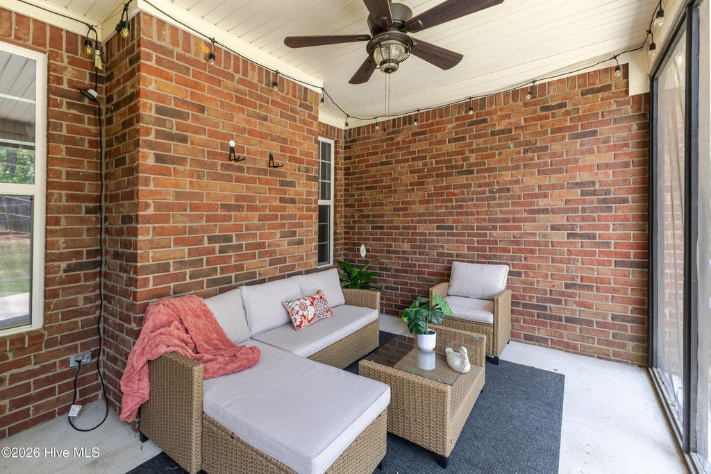 Image 21 of property listing at 523 Sussex Court, Aiken, SC 29803