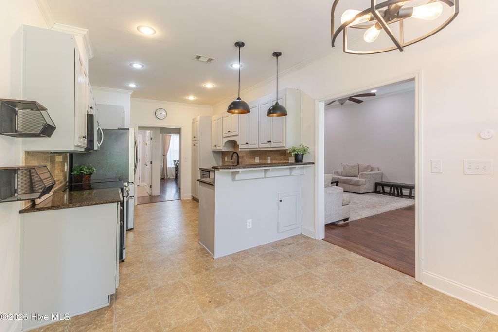 Image 25 of property listing at 523 Sussex Court, Aiken, SC 29803