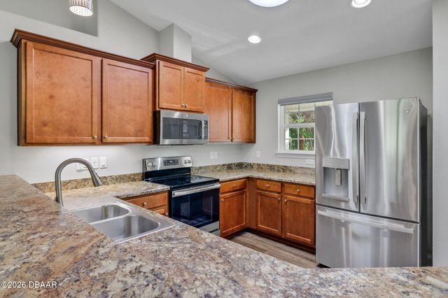 73 Utah Place, Palm Coast, FL 32164