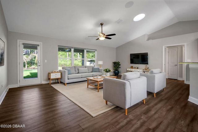 73 Utah Place, Palm Coast, FL 32164