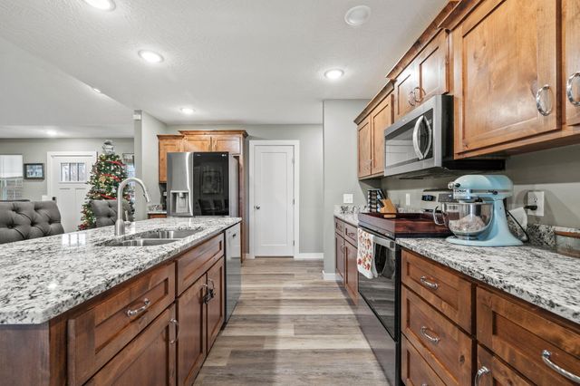 504 James Street, Billings, MO 65610