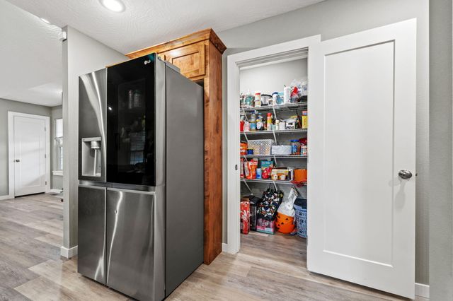 504 James Street, Billings, MO 65610