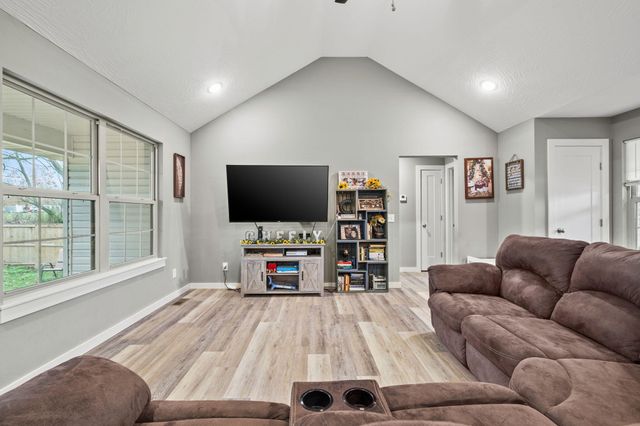 504 James Street, Billings, MO 65610