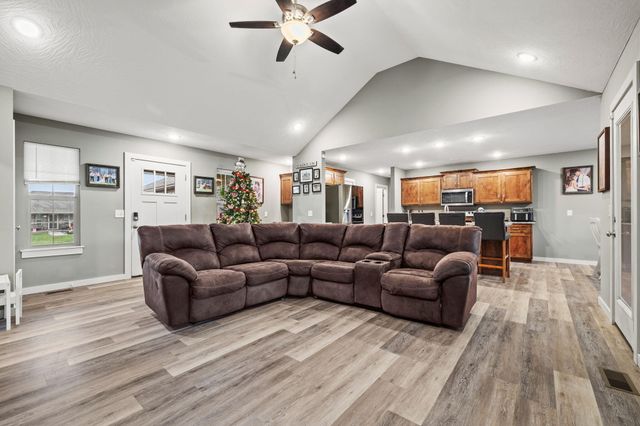 504 James Street, Billings, MO 65610