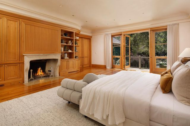 211 Winding Way, Woodside, CA 94062