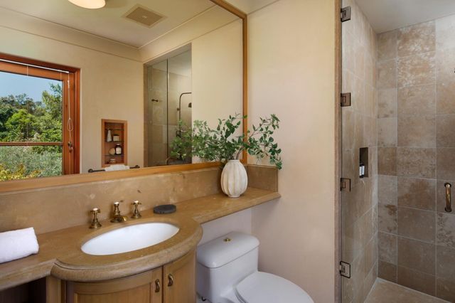 211 Winding Way, Woodside, CA 94062