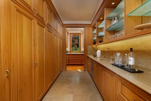 211 Winding Way, Woodside, CA 94062