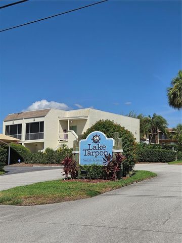 98 S HIGHLAND AVENUE 2002, Tarpon Springs, FL 34689
