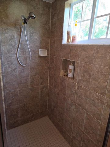 98 S HIGHLAND AVENUE 2002, Tarpon Springs, FL 34689