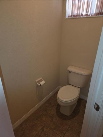 98 S HIGHLAND AVENUE 2002, Tarpon Springs, FL 34689