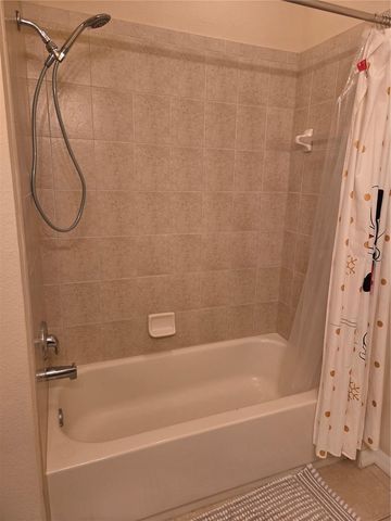 98 S HIGHLAND AVENUE 2002, Tarpon Springs, FL 34689