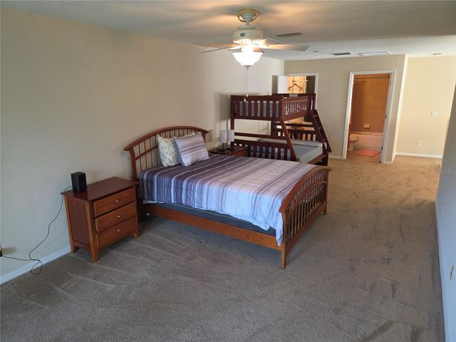 98 S HIGHLAND AVENUE 2002, Tarpon Springs, FL 34689