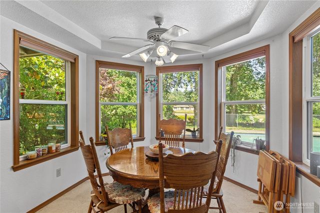 932 Pike Place NE, Auburn, WA 98002