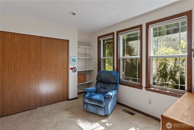932 Pike Place NE, Auburn, WA 98002