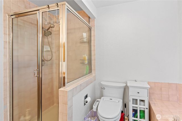 932 Pike Place NE, Auburn, WA 98002