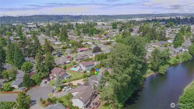 932 Pike Place NE, Auburn, WA 98002