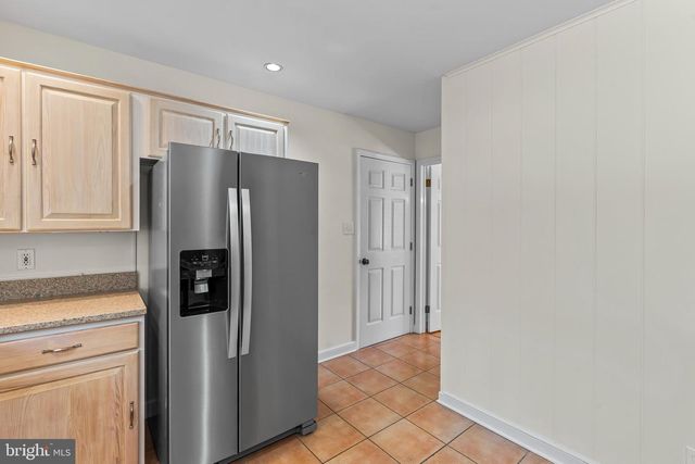 1916 APPLEWOOD CIR, Hagerstown, MD 21740