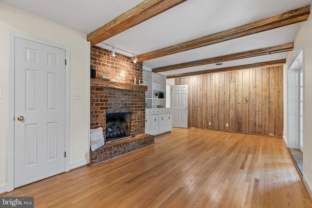 1916 APPLEWOOD CIR, Hagerstown, MD 21740