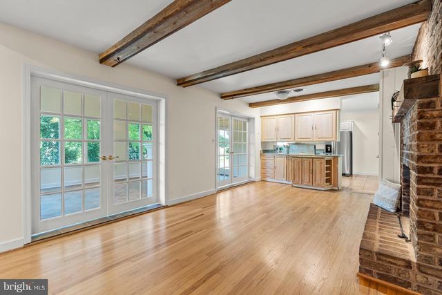 1916 APPLEWOOD CIR, Hagerstown, MD 21740