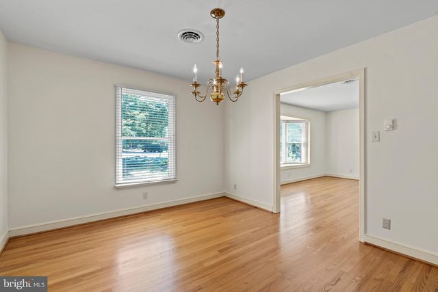 1916 APPLEWOOD CIR, Hagerstown, MD 21740