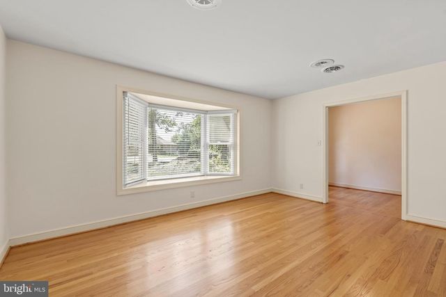 1916 APPLEWOOD CIR, Hagerstown, MD 21740