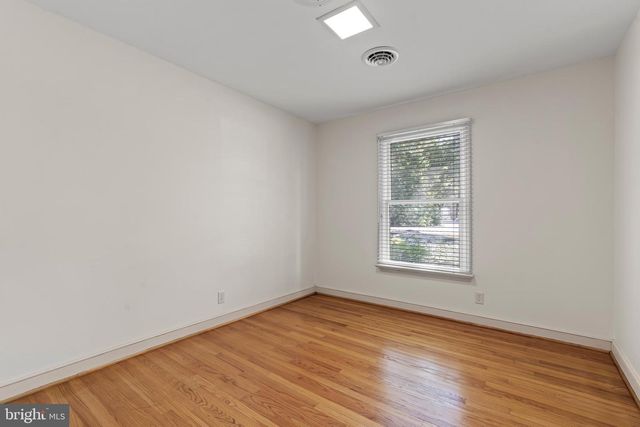 1916 APPLEWOOD CIR, Hagerstown, MD 21740