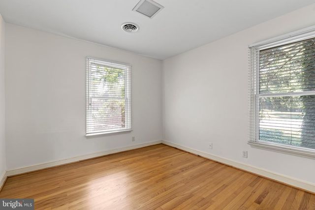 1916 APPLEWOOD CIR, Hagerstown, MD 21740